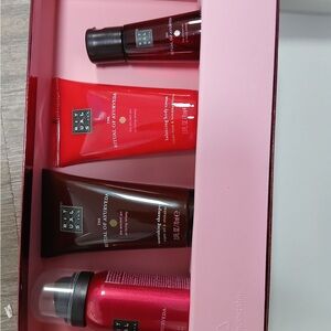Rituals The Ritual of Ayurveda Skincare Set - Red and Pink